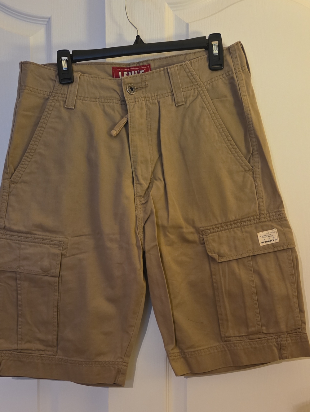Levi's Men's Tan Cargo Shorts